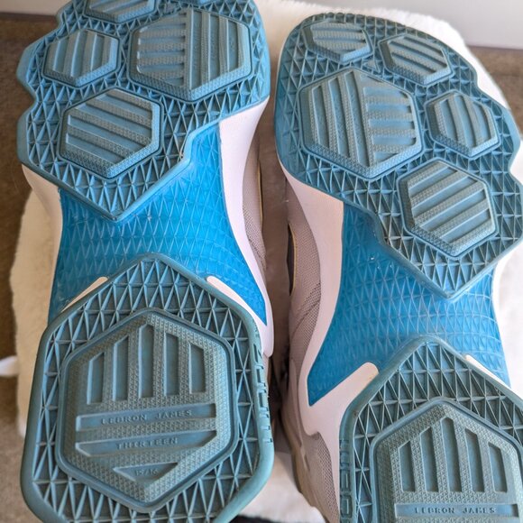 LeBron 13 'Hologram' Nike Shoes - Picture 7 of 8